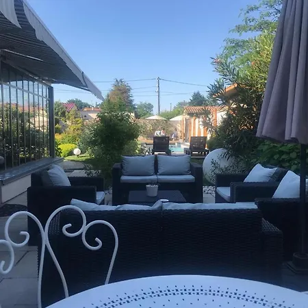 De La Au Jardin Maison d'hôtes Belleville-en-Beaujolais